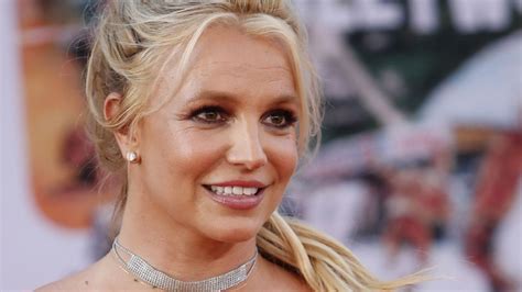 britney spears nackt|Britney Spears goes fully nude in new holiday photos